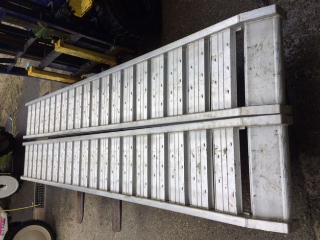 アルコック アルミブリッジ 写真