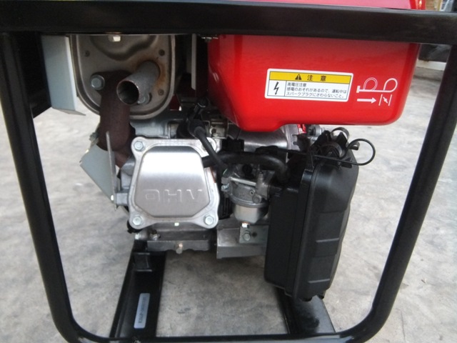 発電機 EB26 写真５