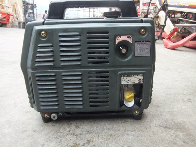 発電機 EX400 写真３