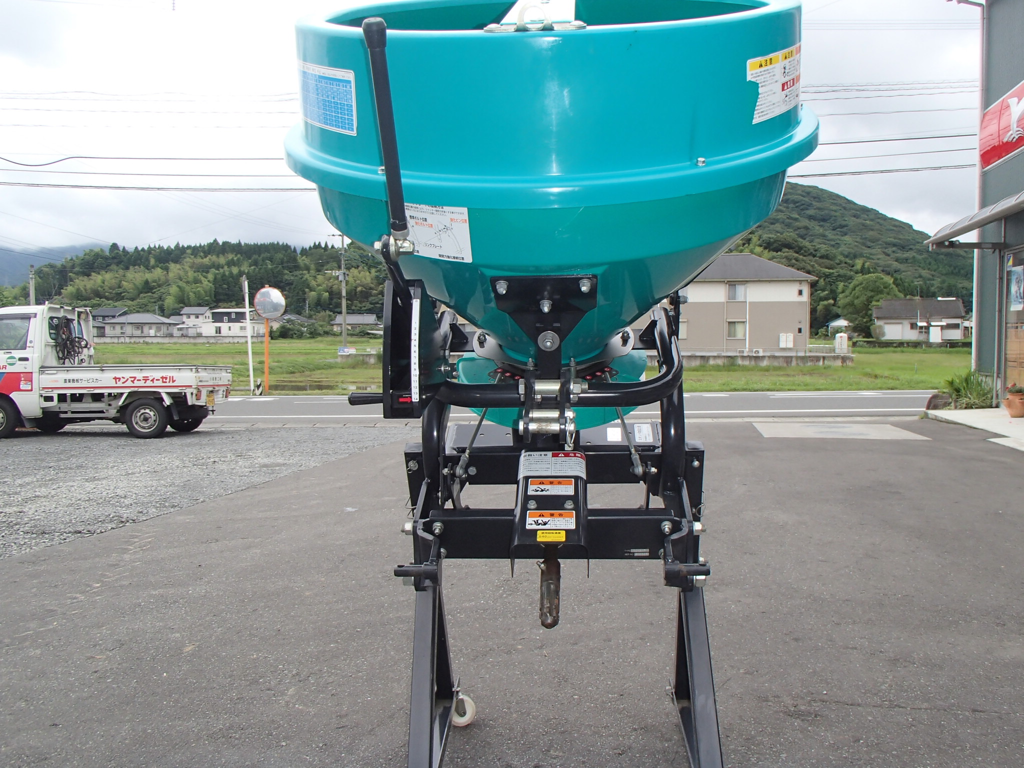 有機肥料散布作業機 CC3520-A1 写真２