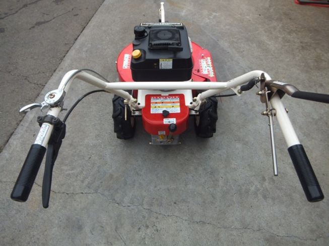 草刈機 SRV62 写真５