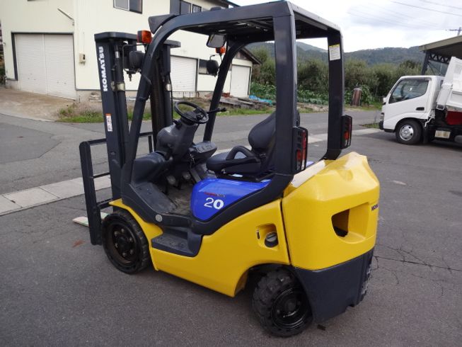 フォークリフト FG20NT-15 写真３
