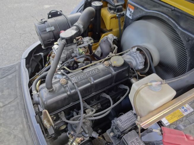 フォークリフト FG20NT-15 写真６