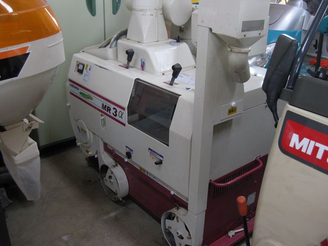 大島 籾摺り機 写真