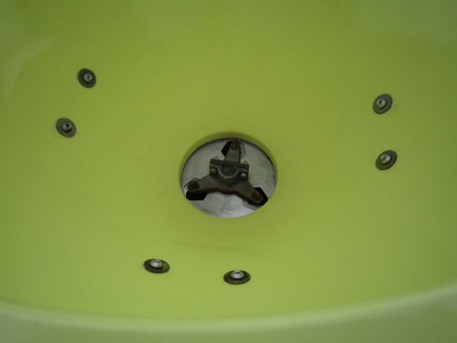 ブロードキャスター ＭＢＣ２０４０　鹿児島 写真３