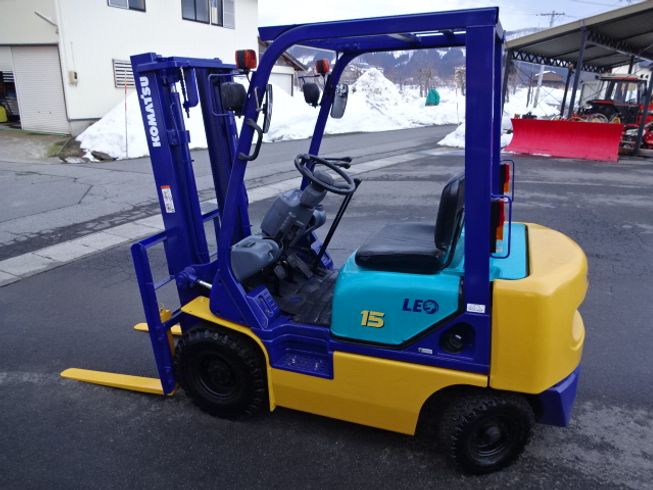 フォークリフト FG15C-16 写真３