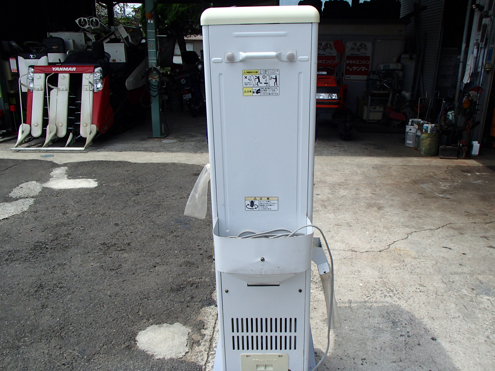 米撰機 CRV32A 写真４