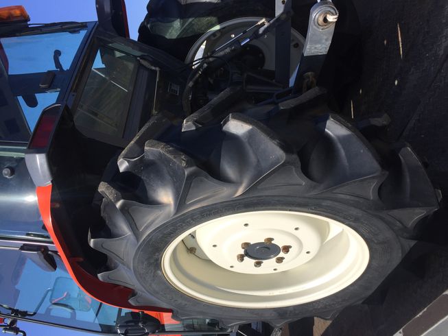 トラクター KL300 写真５