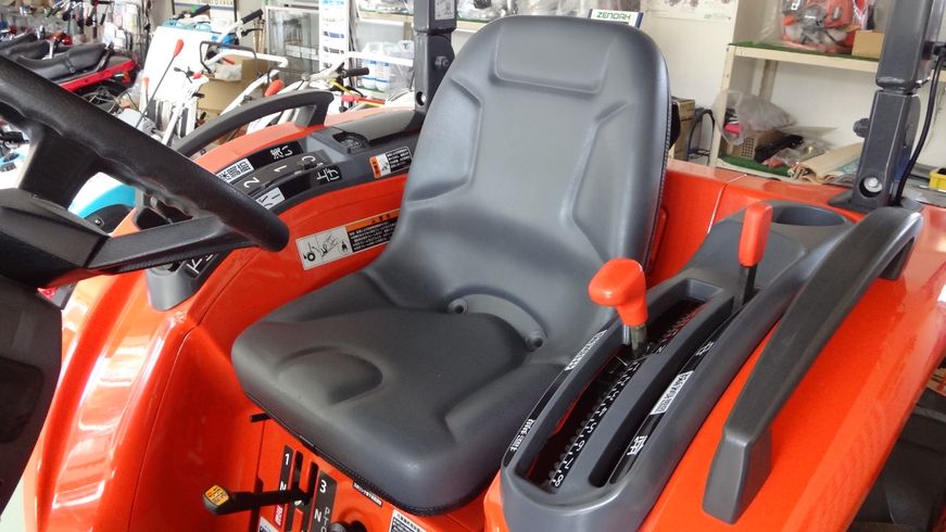 トラクター FT25FBMAPP 写真４