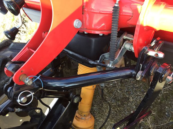 トラクター EG228 28馬力 写真４