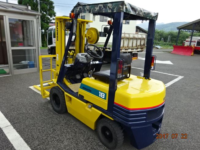 フォークリフト FG18-15 写真２