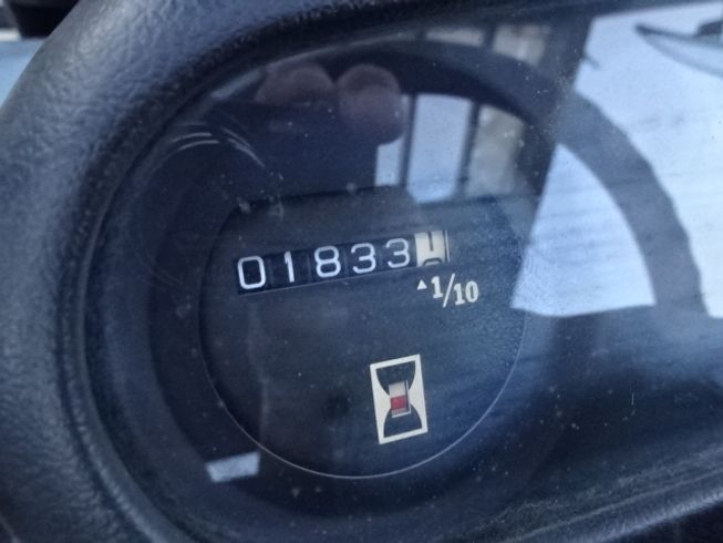 フォークリフト 6FG20 写真２