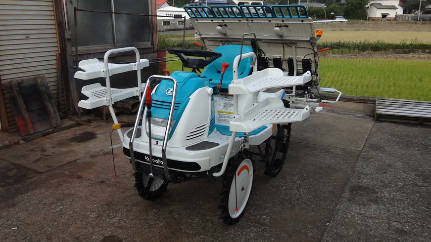クボタ 田植機 写真