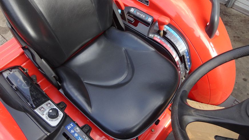 トラクター KL27R 写真３