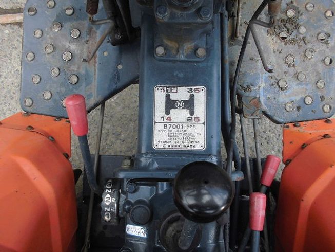 トラクター  B7001　新品ハンマーナイフモアMK125付   写真６