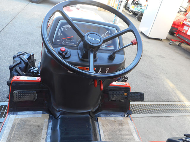 トラクター GB160F 写真５