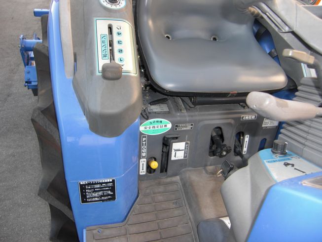 トラクター TH26-BA16VD 写真３