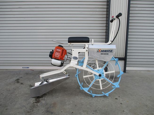 共立 溝切機 写真