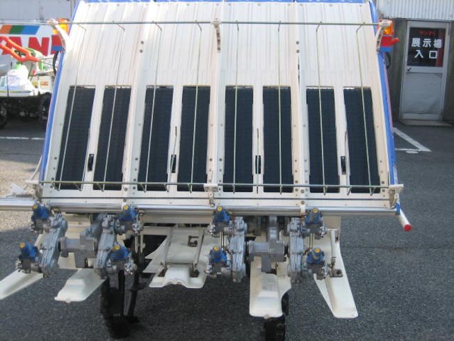 田植機 PQ4 DUH  写真５