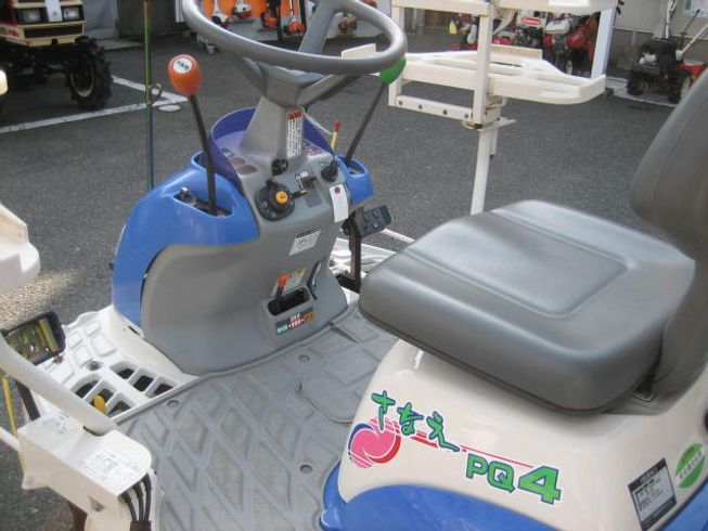 田植機 PQ4 DUH  写真６