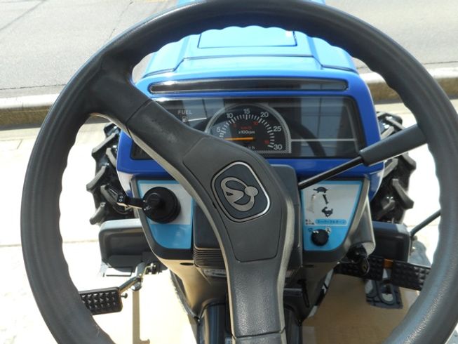 トラクター THS22-UKXZ 写真５