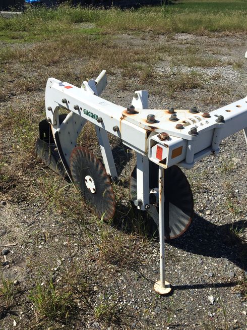 スガノ 溝掘機 写真