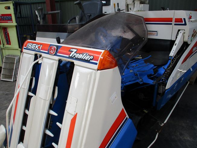 コンバイン HF322G-ZAWC 写真６