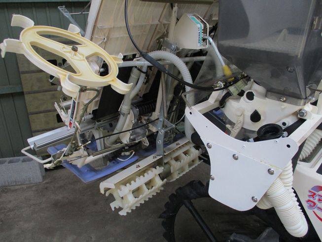 田植機 ＬＶ4 写真３