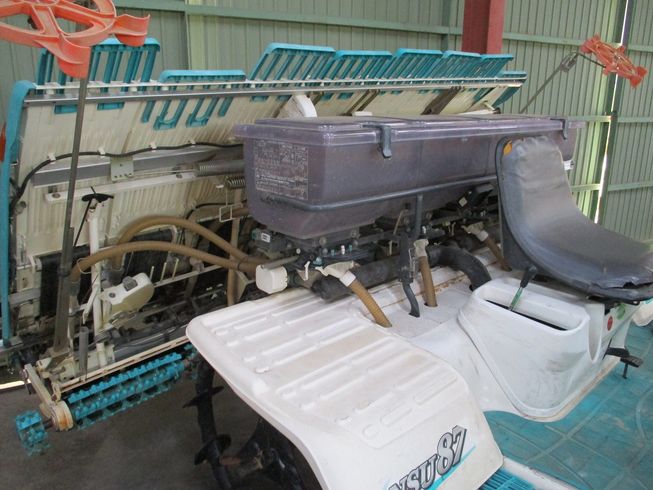 田植機 NSU87 写真７