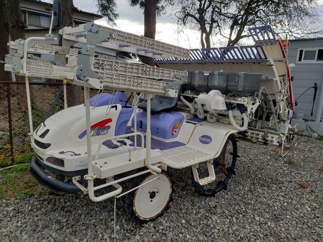 三菱 田植機 写真