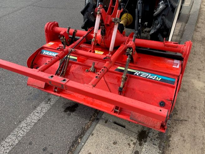 トラクター AF220S 写真３