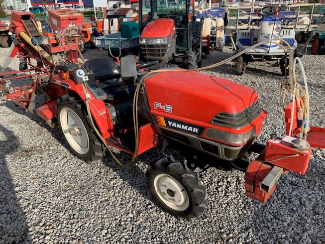 ヤンマー トラクター 写真