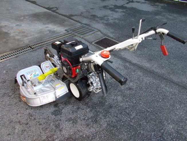 畦草刈機 WM736A 写真３