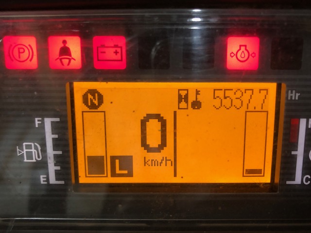 フォークリフト FGE-15T 写真９