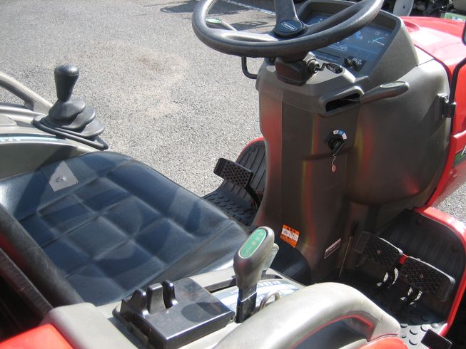 トラクター AF-180VUS3M 写真８