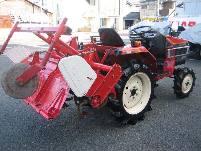 トラクター F165DAS(16.5馬力） 写真５