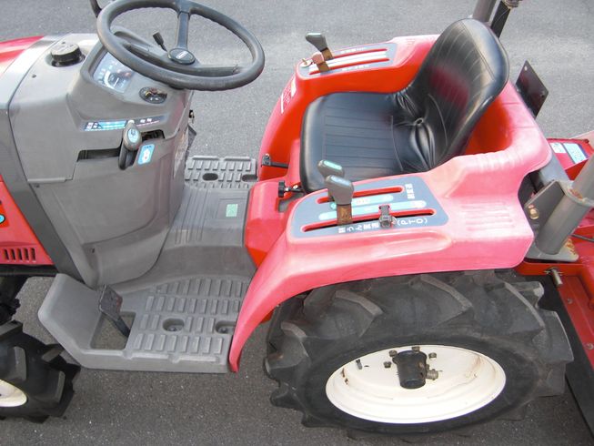 トラクター Ke-1DAS1 写真３