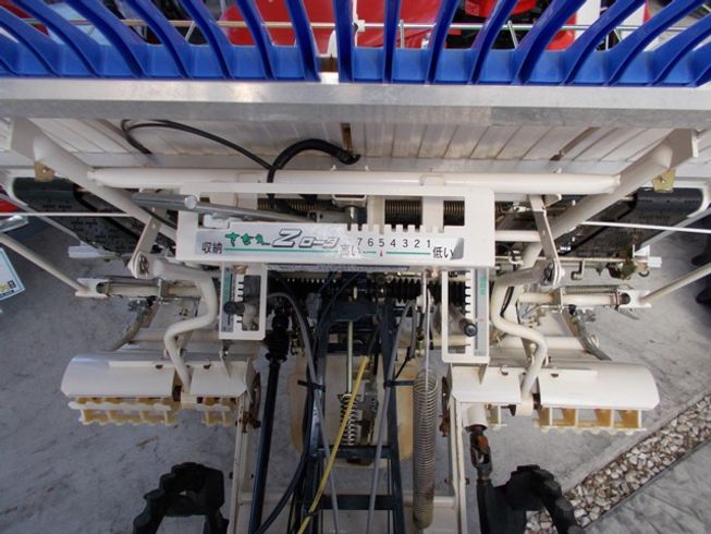 田植機 PQZ4-DUL 写真６