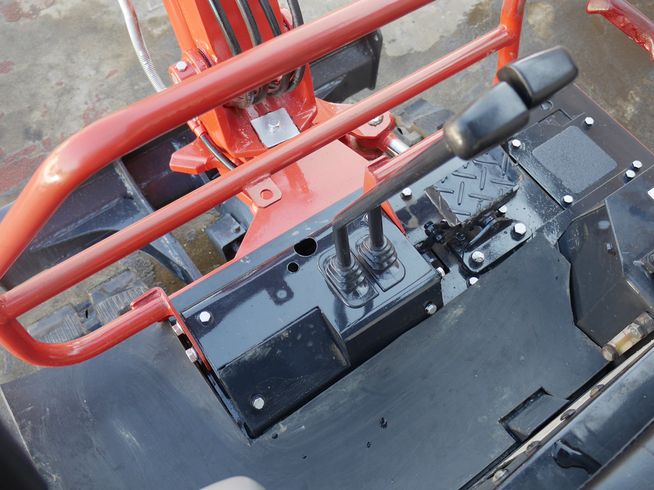 バックホー AX12 写真４