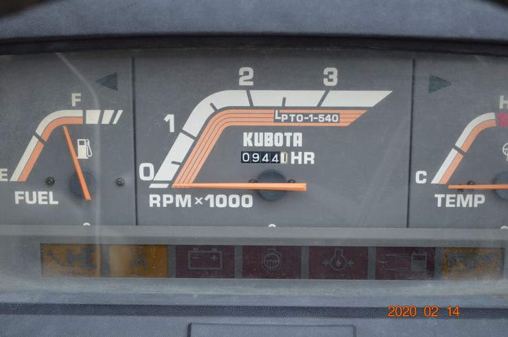 トラクター L1-235DBMAXSR1ﾛｰﾀﾞｰ付 写真２