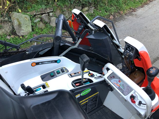 コンバイン ARN317GLW 写真９