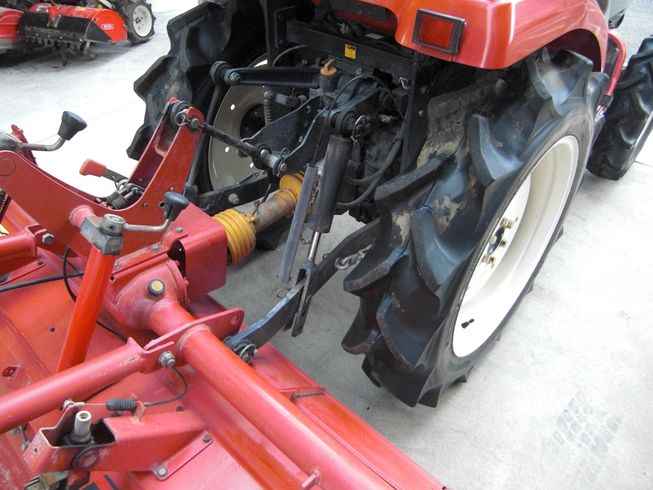 トラクター AF120VPUS4ME（20馬力） 写真７