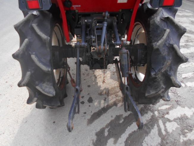 トラクター  F-180　新品ハンマーナイフモアMK135付   写真４