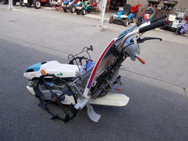 田植機 PC2D-70 写真４