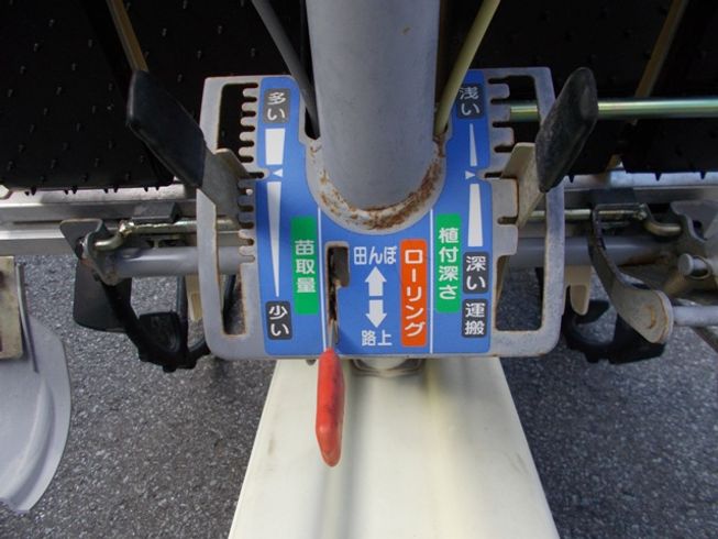 田植機 PC2D-70 写真６
