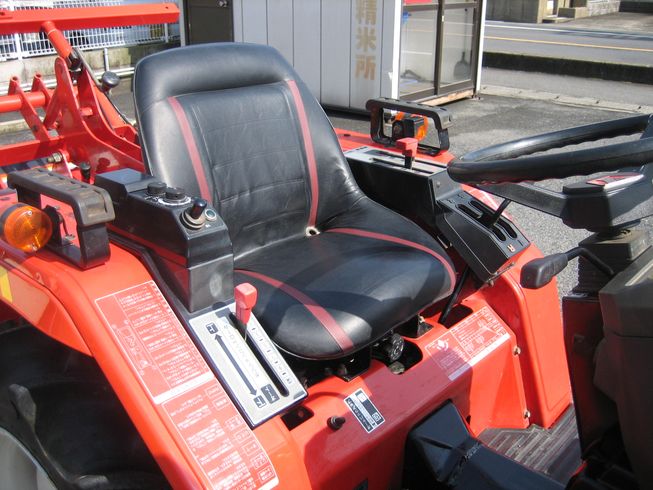 トラクター F165DAUS(16.5馬力） 写真８