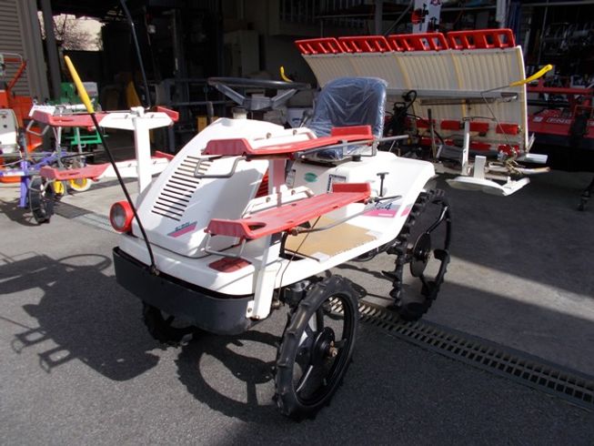 田植機 Pe-4S 写真２