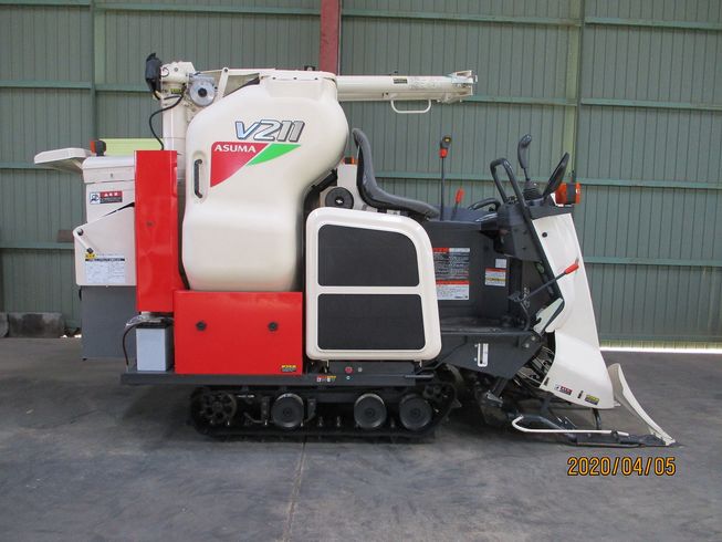 コンバイン V211 写真３