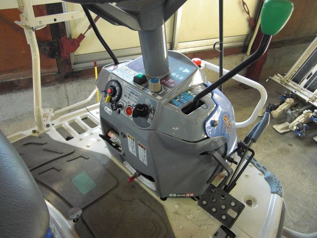 田植機 PQZ43-DULF施肥機仕様 写真４