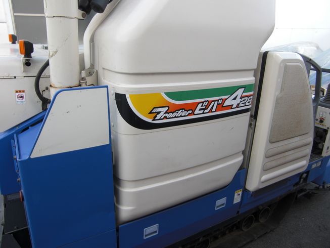 コンバイン HVG428G-ZKHWC全面刈 写真６